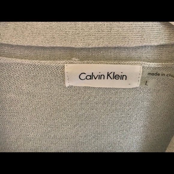 Calvin Klein short sweater - Picture 2 of 2